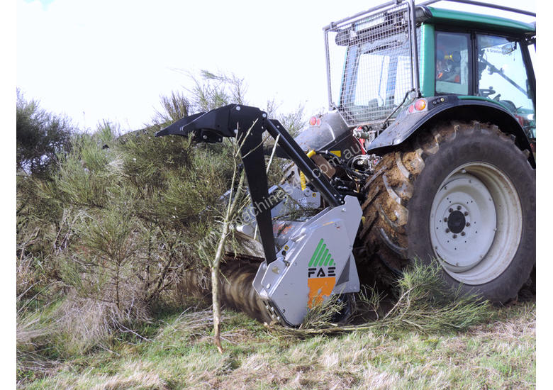 caption Forestry Mulcher UMM/DT 200