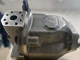 Hydraulic Pump Aftermarket - picture2' - Click to enlarge