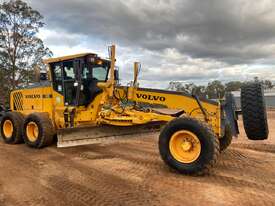 VOLVO G940 Road Grader 225HP 14ft Mouldboard  - picture0' - Click to enlarge
