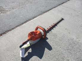 Stihl HSA86 Hedger - picture2' - Click to enlarge