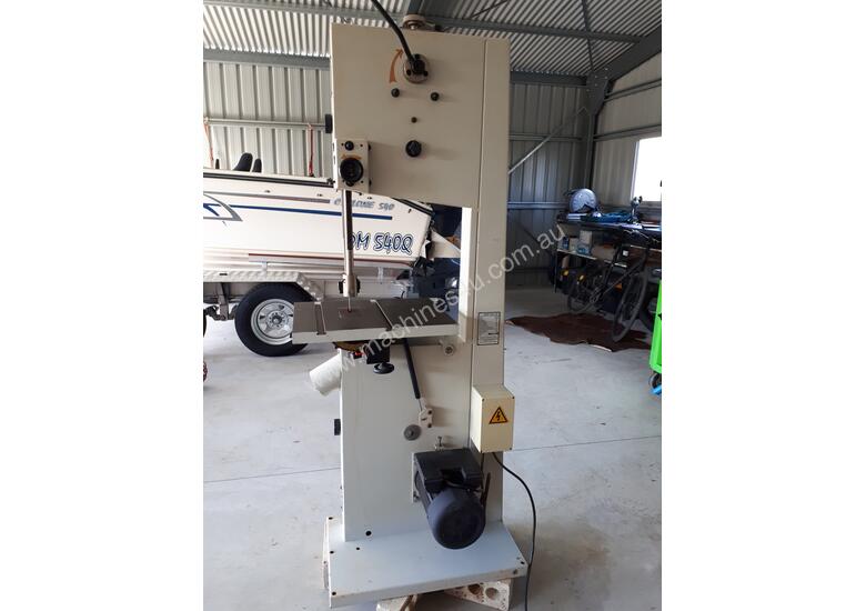Used Harvey 16 inch bandsaw Wood bandsaw in , Listed on Machines4u