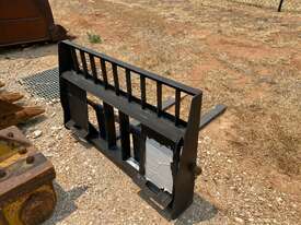 2009 Caterpillar Skid Steer Forks  - picture1' - Click to enlarge