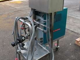 Water Chiller/Heater - picture2' - Click to enlarge