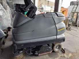 Karcher street sweeper - picture0' - Click to enlarge