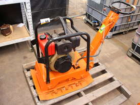 Kipor Plate Compactor - picture0' - Click to enlarge
