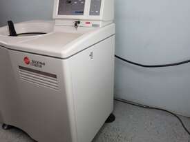 Centrifuge Optima L-80 XP Ultracentrifuge - picture0' - Click to enlarge