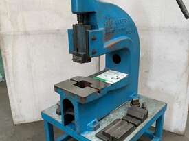 AP Lever Fly Press 5JA 5 ton with some tooling - picture0' - Click to enlarge