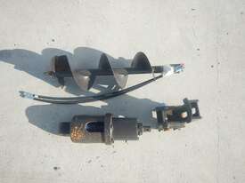 Auger to suit 0.8 to 1.2 Ton Excavator - picture0' - Click to enlarge
