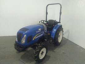 New Holland Boomer 35 - picture1' - Click to enlarge