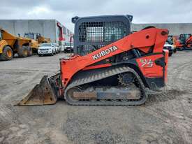 2017 KUBOTA SVL75 TRACK LOADER WITH LOW 1022 HOURS - picture2' - Click to enlarge