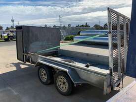 Custom  3.8 x 1.9 Tandem Trailer - picture0' - Click to enlarge
