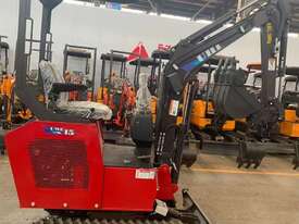 NEW  UHI 1.5TON MINI EXCAVATOR WITH 8 FREE ATTACHMENTS - picture2' - Click to enlarge