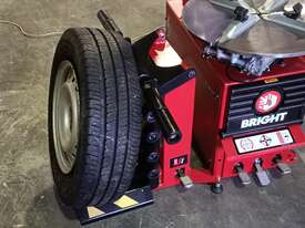 Wheel Lift for Tyre Changer | Suits Most Tyre Machines, Easy Install - picture2' - Click to enlarge