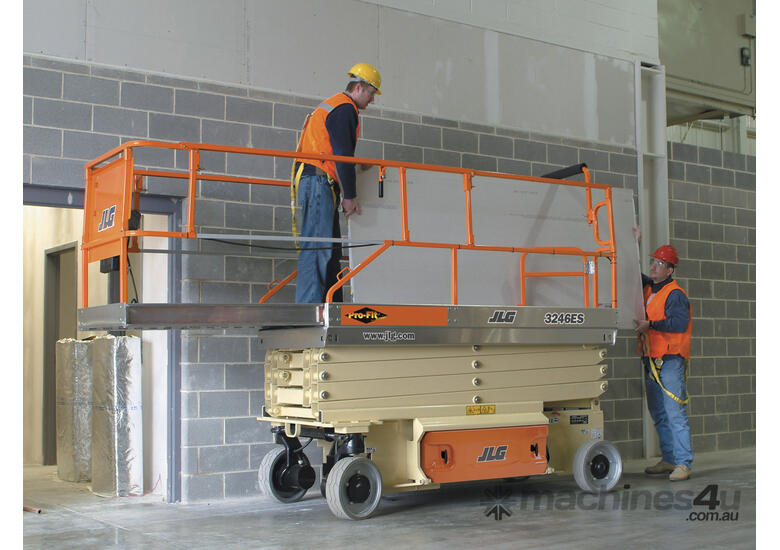 caption JLG 3246ES 32ft/10mtr Electric Scissor Lift
