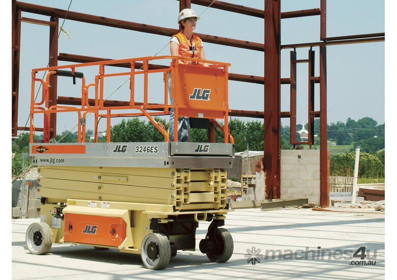 caption JLG 3246ES 32ft/10mtr Electric Scissor Lift