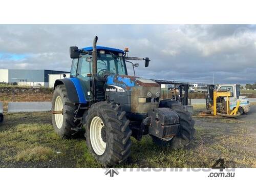 New Holland TM190