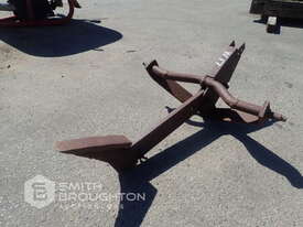 3 POINT LINKAGE SINGLE TINE RIPPER - picture0' - Click to enlarge