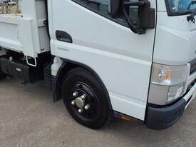 Fuso FEA61 Canter - picture0' - Click to enlarge