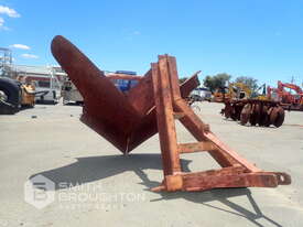 3 POINT LINKAGE DRAIN DIVIDER MAKER PLOUGH - picture1' - Click to enlarge