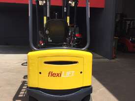 Crown FC4500 2.5 Ton 6.5 Metre Lift Cushion Tyres Compact Electric Forklift - Fully Refurbished - picture0' - Click to enlarge