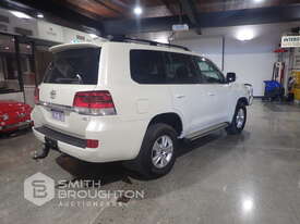 2021 TOYOTA LANDCRUISER LC200 GXL VDJ200R 4X4 WAGON - picture1' - Click to enlarge
