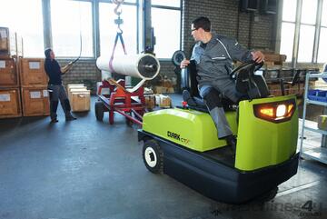 7.0t Tow Tractor - Plate Clearance Specials - 2 LEFT