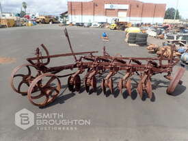 VINTAGE HORSE DRAWN PLOUGH - picture0' - Click to enlarge