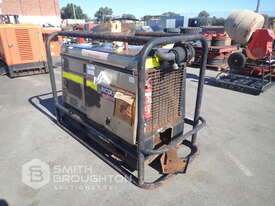 LINCOLN ELECTRIC AIR VANTAGE 500 WELDER GENERATOR - picture1' - Click to enlarge