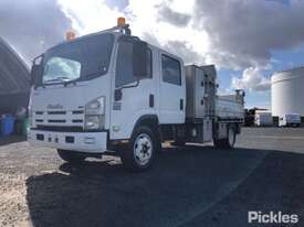 2010 Isuzu NQR450 - picture0' - Click to enlarge