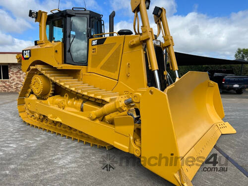 Caterpillar D8T Std Tracked-Dozer Dozer