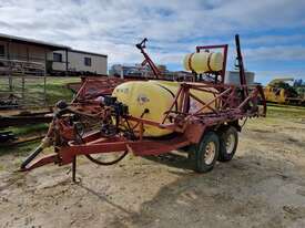 Hardi Trailing Boom Sprayer - picture0' - Click to enlarge