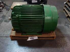 Reliance 150KW 3 Phase 3575 RPM Electric Motor - picture0' - Click to enlarge