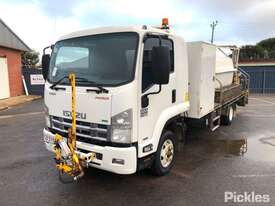 2015 Isuzu FRR600 MWB - picture0' - Click to enlarge