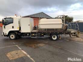 2015 Isuzu FRR600 MWB - picture1' - Click to enlarge