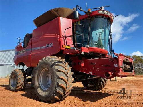 Case IH 8010 and 2152 45ft