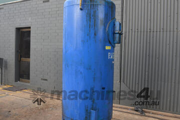 1330L Compressed Air Receiver Cylinder Vertical Vessel Pressure release valve