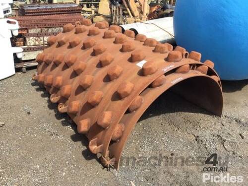 Padfoot Roller Shells, 2x 2150mm To Suit Roller (Caterpillar CS56)