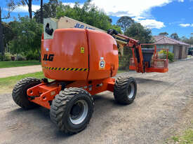 JLG M450AJ Boom Lift Access & Height Safety - picture2' - Click to enlarge