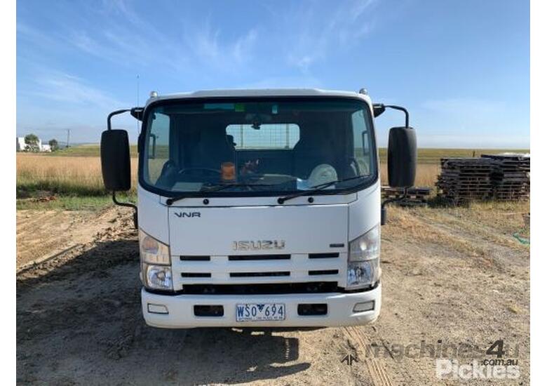 Buy Used Isuzu NNR200 SHORT Pantech Truck in , - Listed on Machines4u