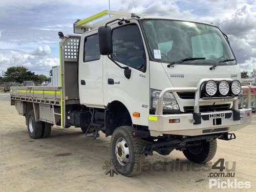 2021 Hino 300 817