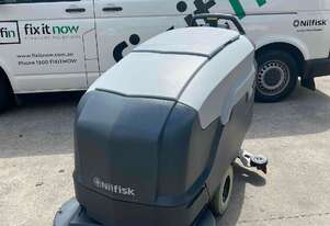 Fix It Now - Nilfisk SC900 Floor Scrubber *Only 183 Hours Near New*