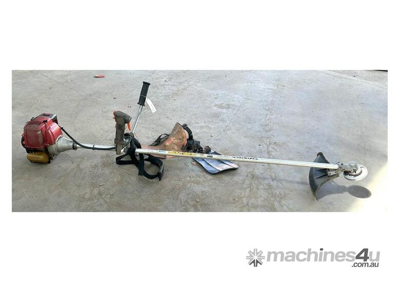 Used HONDA GX31 4 STROKE WHIPPER SNIPPER HONDA GX31 4 STROKE WHIPPER