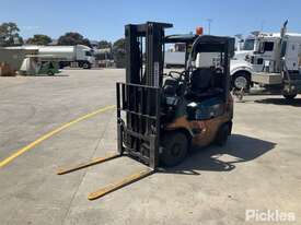 Toyota 02-7D18 Forklift - picture1' - Click to enlarge