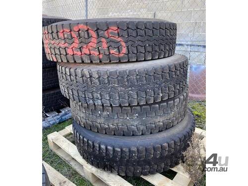 4 x Goodyear Kmax 11R22.5 Tyres