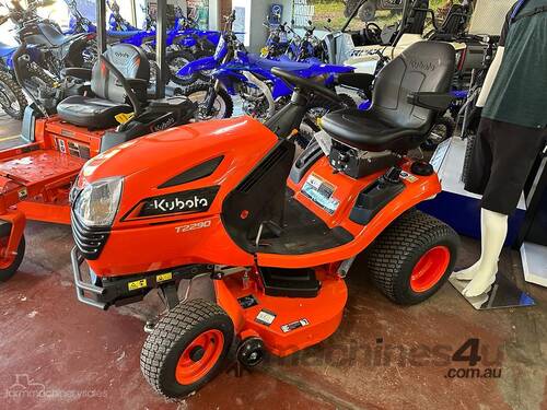 2023 Kubota T series Zero Turn Lawn Mower 