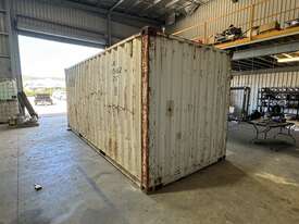 20ft Shipping Container - picture1' - Click to enlarge