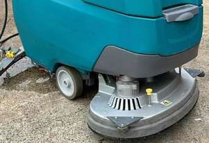 Tennant t500 walk behind scrubber