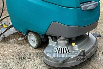 Tennant t500 walk behind scrubber Tennant t500 walk behind scrubber