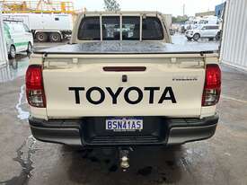 2018 Toyota Hilux SR Diesel (Ex Council) - picture0' - Click to enlarge