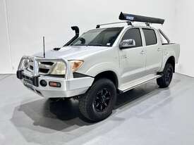 2005 Toyota Hilux SR5 Diesel - picture2' - Click to enlarge